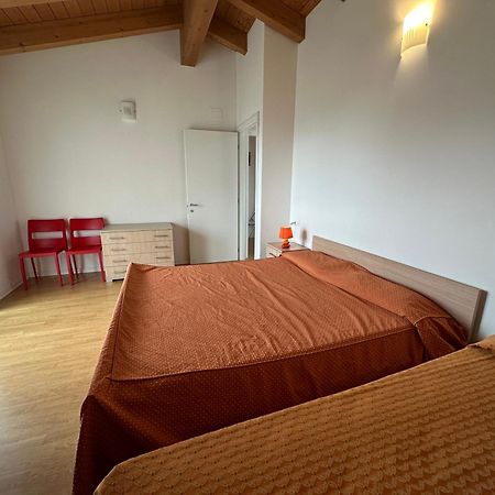 Attico Concordia - Agenzia Cocal Lägenhet Caorle Exteriör bild